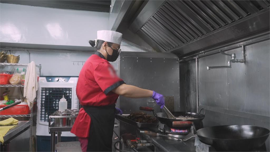 尹鳳復刻家鄉料理創業　祖傳秘制配方獨特川味