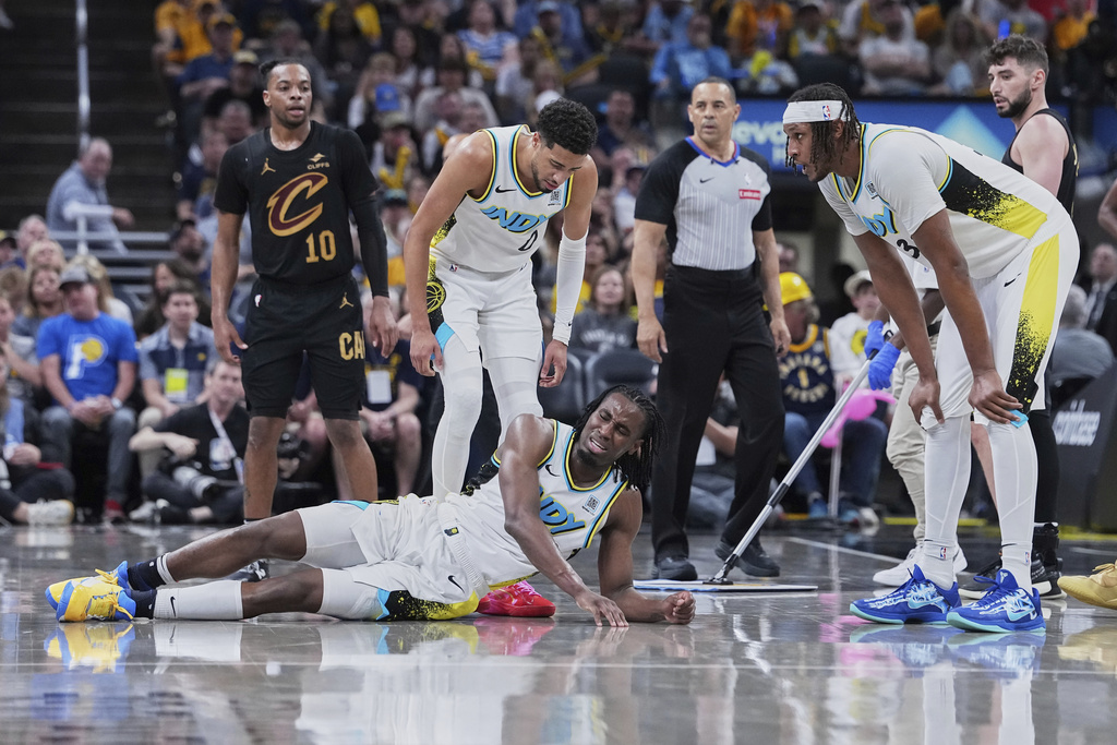 NBA季後賽(影)/飆分、爆衝、起衝突!溜馬129比109宰騎士差一勝進東區決賽