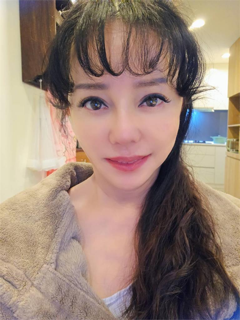 張文案…狄鶯嘆「台灣怎麼了」點名都是這群人的錯！網挖孫安佐黑歷史酸：先管好兒子