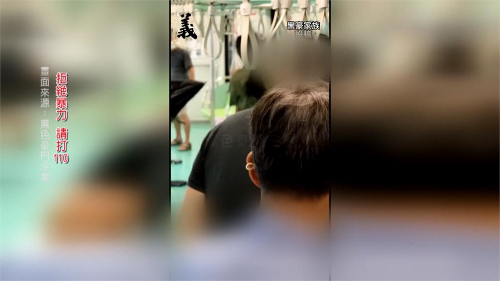 中捷砍人案"勘驗6監視影像" 洪嫌辯稱長髮哥奪刀才受傷