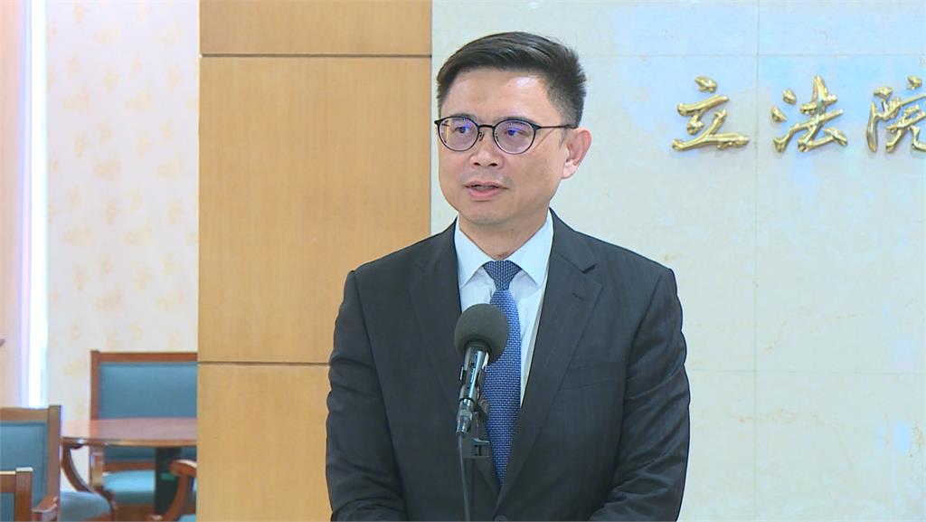 李乾隆坐車疑被裝「追蹤器」　總統府籲：盡速報案查明