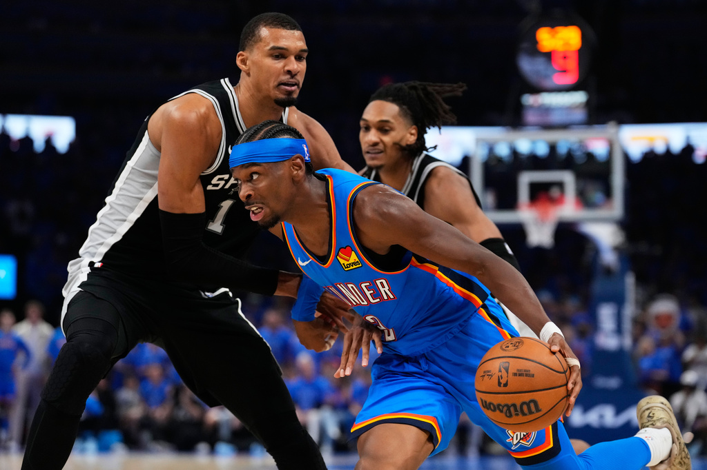 NBA(影)／衛冕軍雷霆西區決賽首戰落敗！新科年度MVP得主自責：我必須要更好