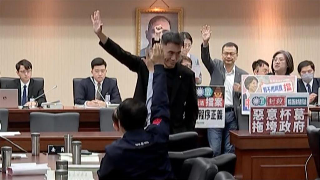 總預算遭藍白擱置卡立院　TPASS難上路衝擊近百萬通勤族