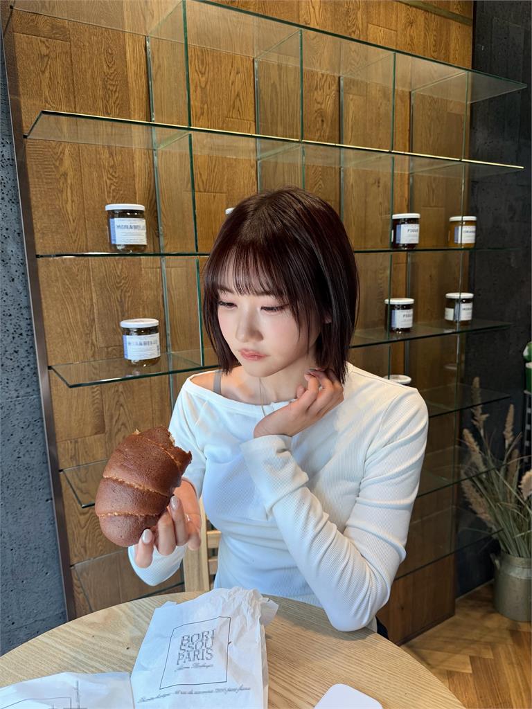眼皮不夠還要動鼻？愛莉莎莎被疑找「整形名醫」她幽默回覆吐真相