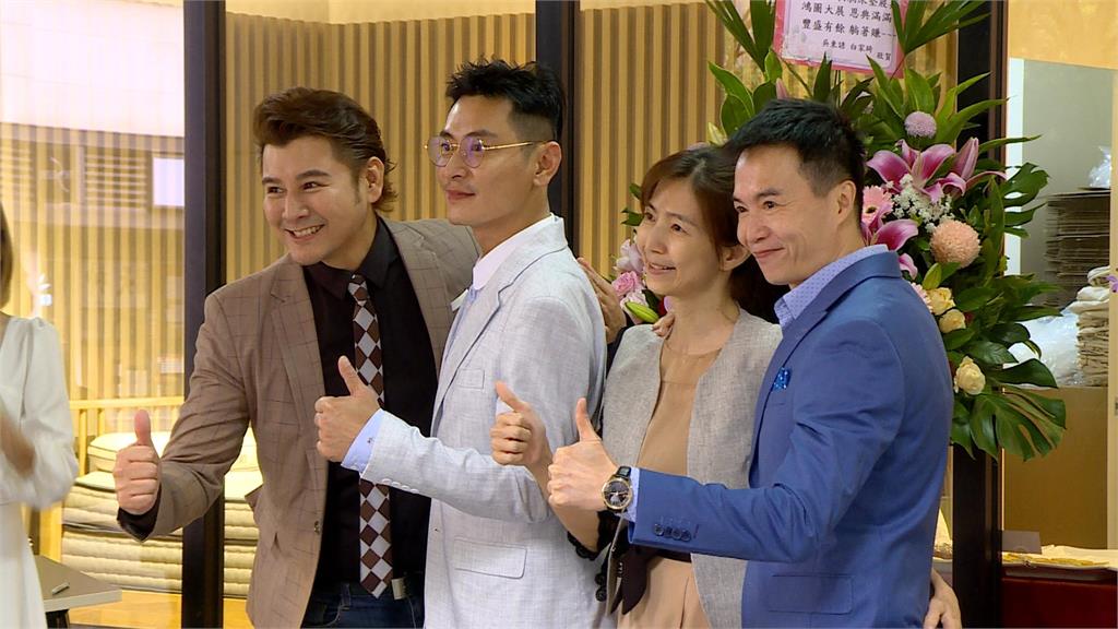 陳宇風喜上加喜! 新品牌開張 白家綺夫婦現身力挺