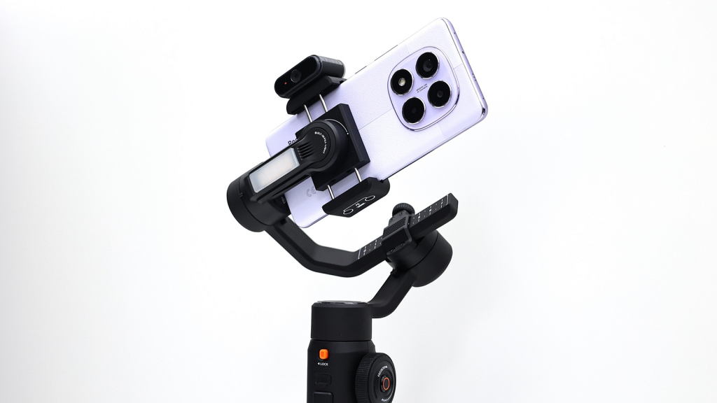 裝上智慧追蹤後 拍攝更便利 Zhiyun Smooth 5S AI