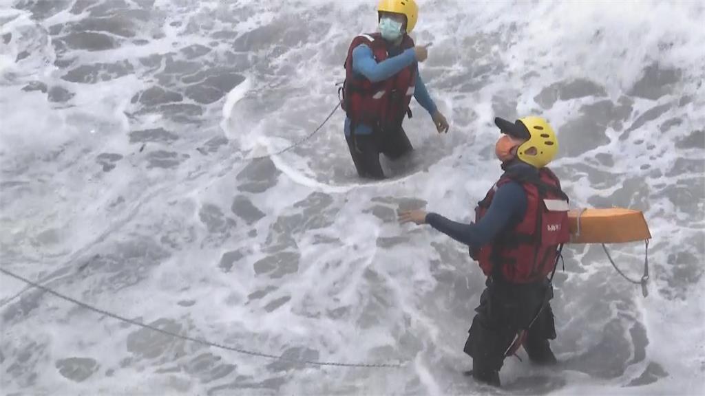 旗津6歲男童遺體找到了...　爸跳海救兒　父子雙雙溺斃