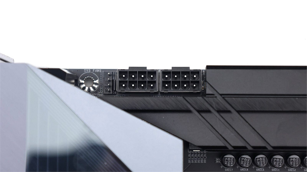 加入 Thunderbolt 了!GIGABYTE Z890 AORUS Master 補上 I/O 最後一塊拼圖
