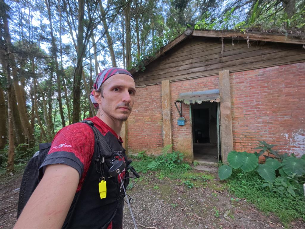 跑山獸搜救收10萬慘被轟「賞金獵人」!謝金河猛爆「遭黑內幕」:實在太沉重