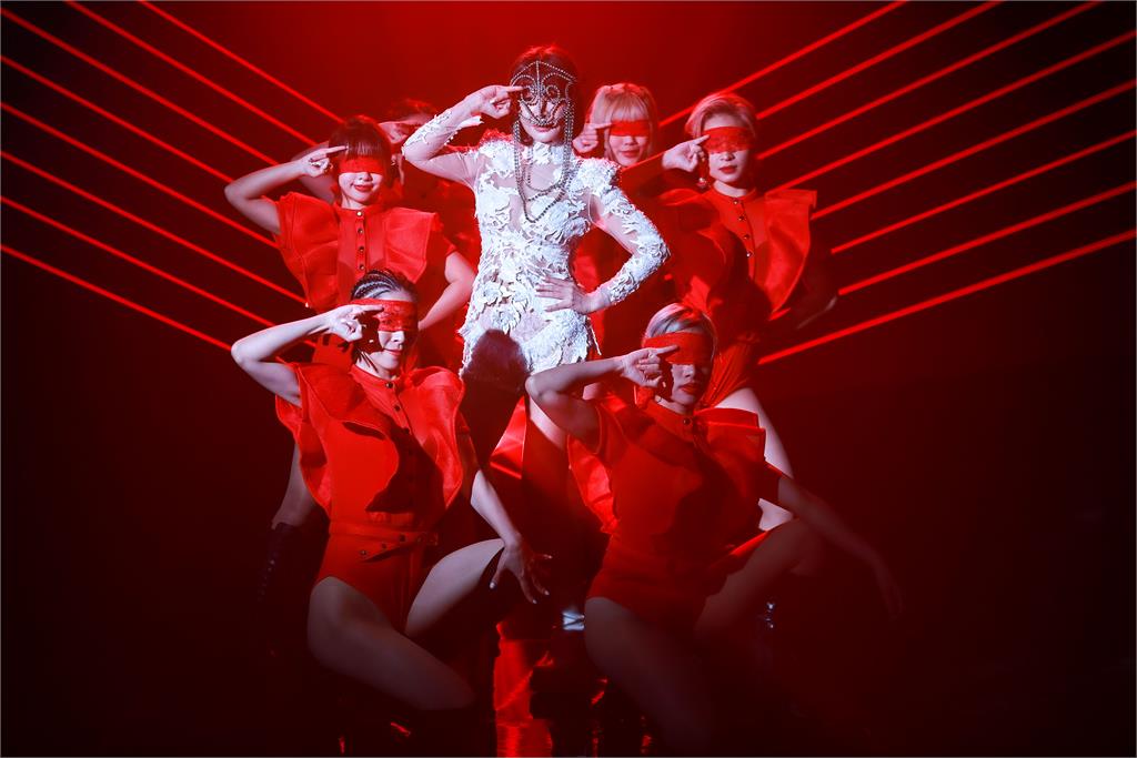 天后陳美鳳「美鳳時代」MV感謝觀眾 把「整段人生」唱跳演出
