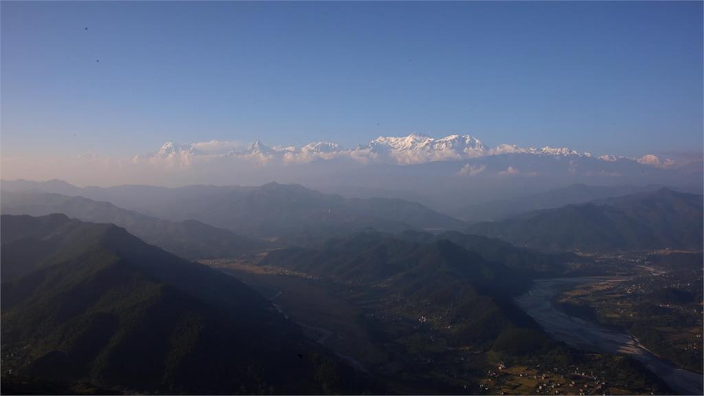 異言堂/ 「山中天堂」 世界級登山客朝聖珠峰