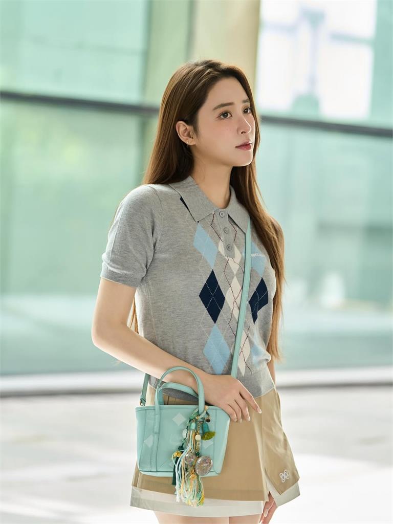 歐陽妮妮飛韓當「純白天使」留尪獨自在家！甜喊「這4字」吸5500人朝聖