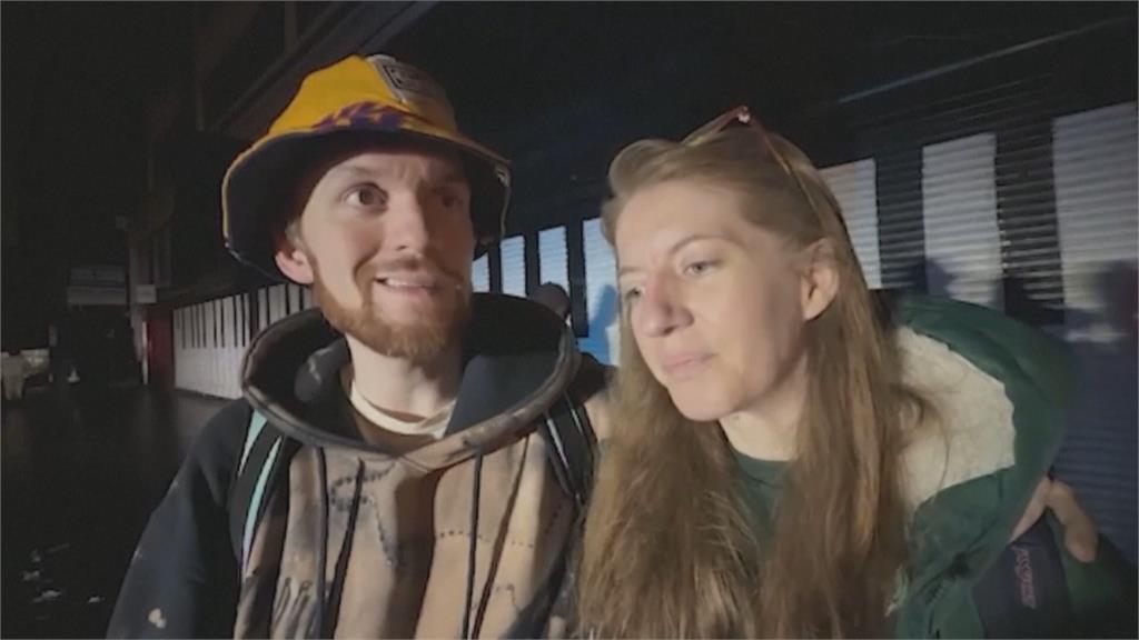 舊金山大停電「一度影響13萬戶」 無人計程車停路中央