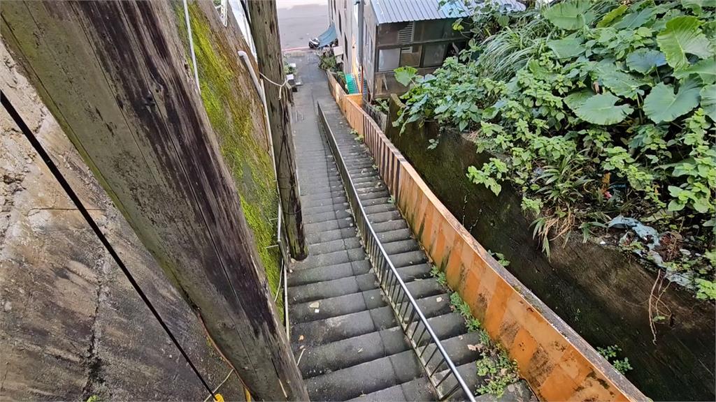練腿力? 基隆樓梯陡又長 當地居民:常爬到懷疑人生