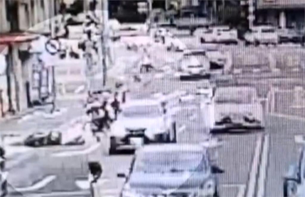 彰化社頭死亡車禍 7旬翁過馬路遭機車撞飛