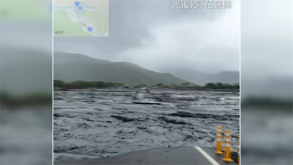 馬太鞍溪堰塞湖溢流泥土堵住家門 長橋里災民返家驚呼:比明利村慘!