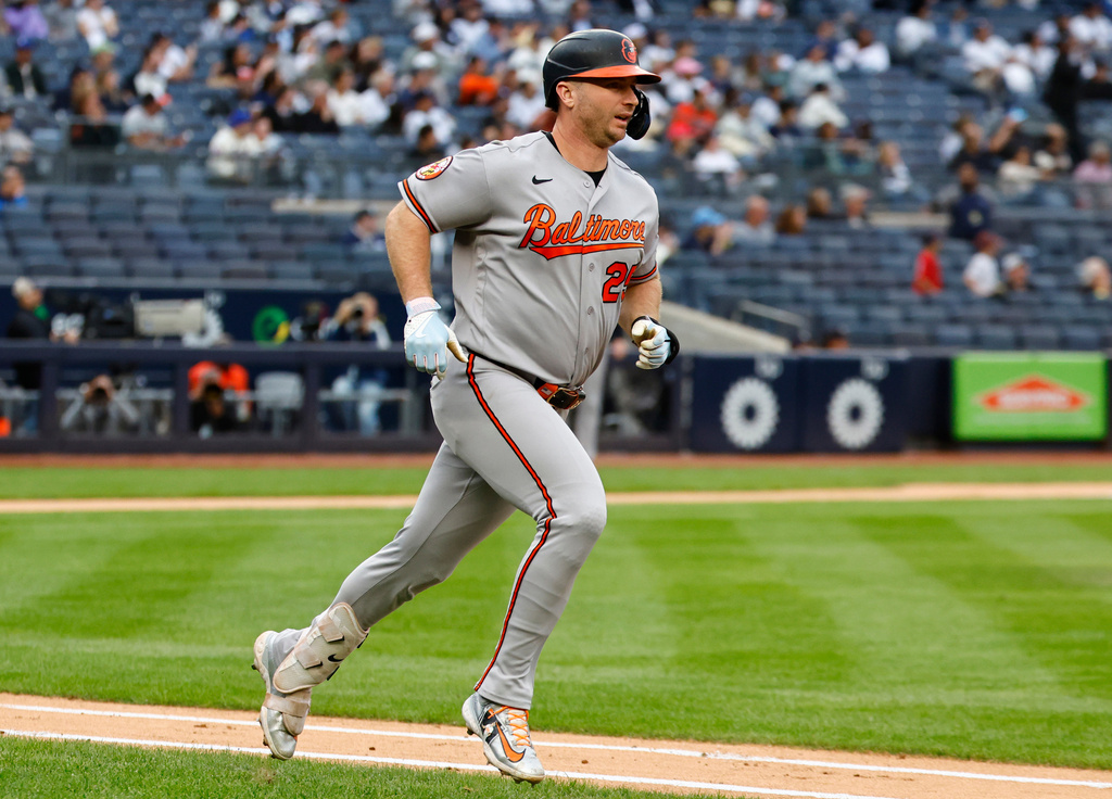 MLB(影)/阿隆索雙響砲炸洋基!471英尺怪力轟 43轟、113打點雙冠王在望
