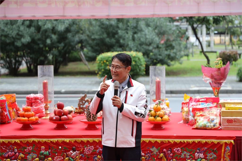 板橋江翠社會住宅上梁 預計114年完工