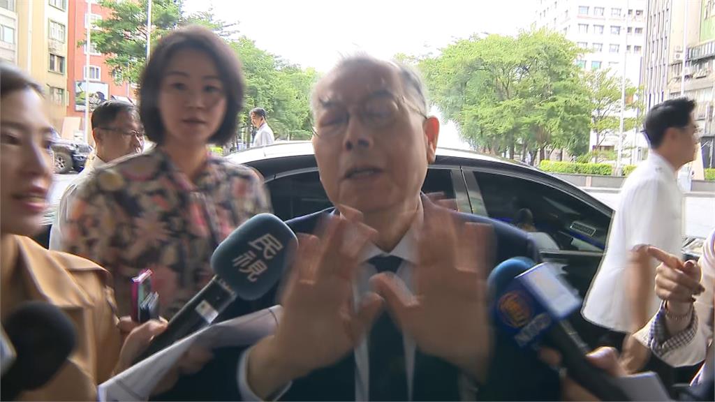 黃崇仁辭世享壽76歲！「昔娶紅炸傳奇女星」甜炸相守40年…寵妻喊1句暈爛全網