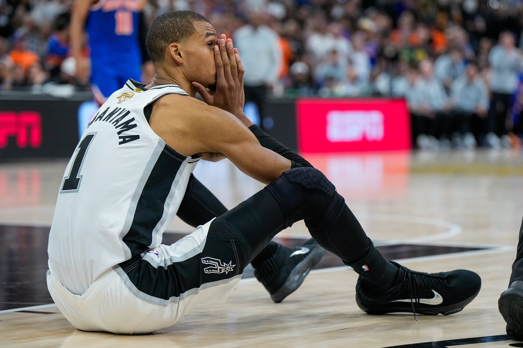 NBA(影)／馬刺再度被尼克逆轉出局！溫班亞馬：這是我人生中最大的教訓
