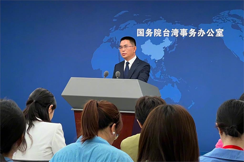歐陽娜娜舔共遭陸委會鎖定!國台辦「2度聲援」高喊:14億家人永遠是靠山