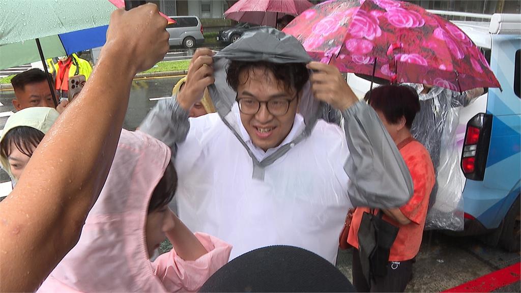 「洋流」風雨無阻！沈伯洋後援會成立　陳時中、洪申翰助陣