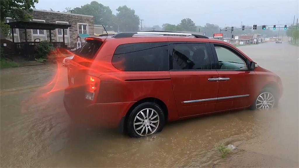 美中西部豪雨釀災 「熱穹效應」襲24州 體感上看43度