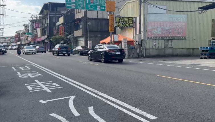 運將好急!桃園客運公車司機催趕學生下車! 雙方爆口角