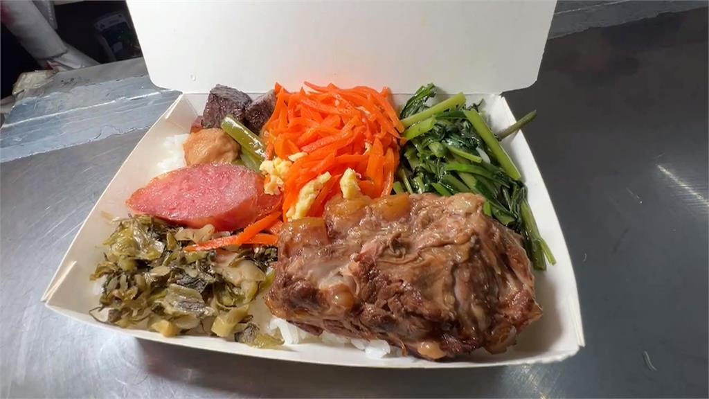 颱風天便當外送費「1份＋$50」累加計算！店家「挨批」委屈問：這樣很過分？