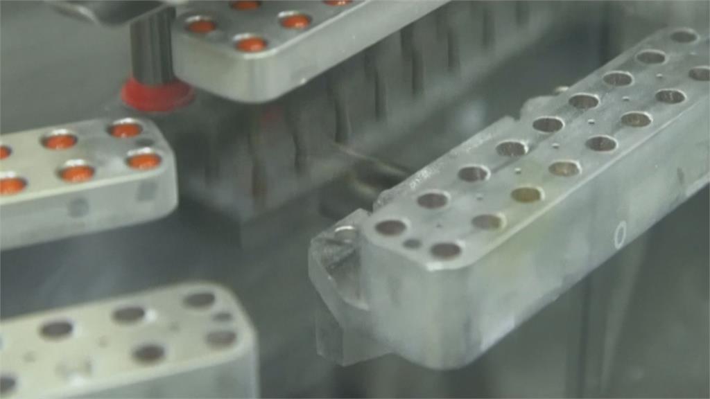抗病毒藥物總計10萬劑 最快下週陸續到貨