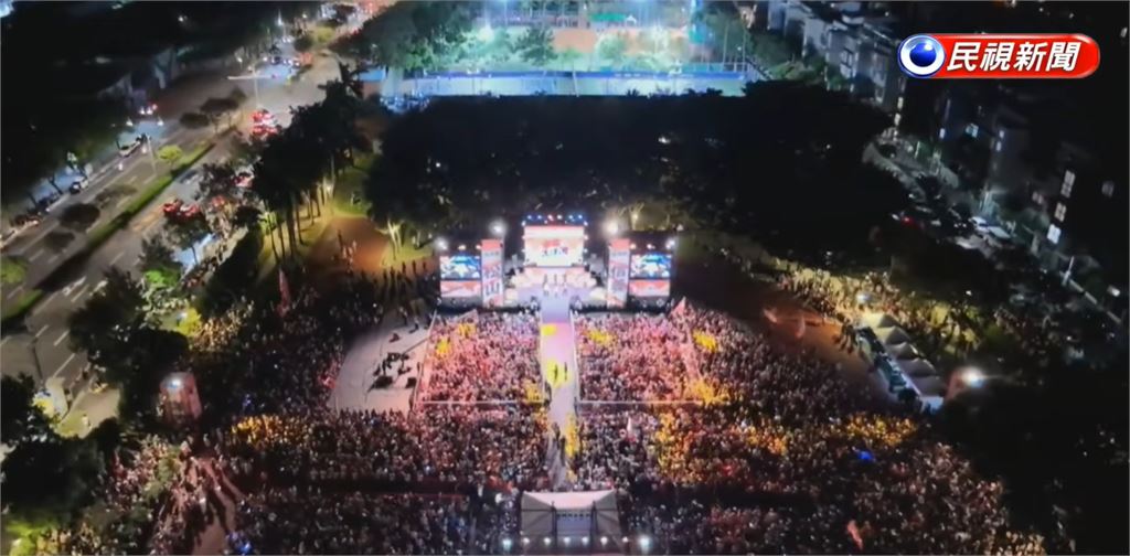 沈伯洋「大洋流」上萬人擠進民權公園！呱吉震撼喊：有生之年沒看過這麼多人