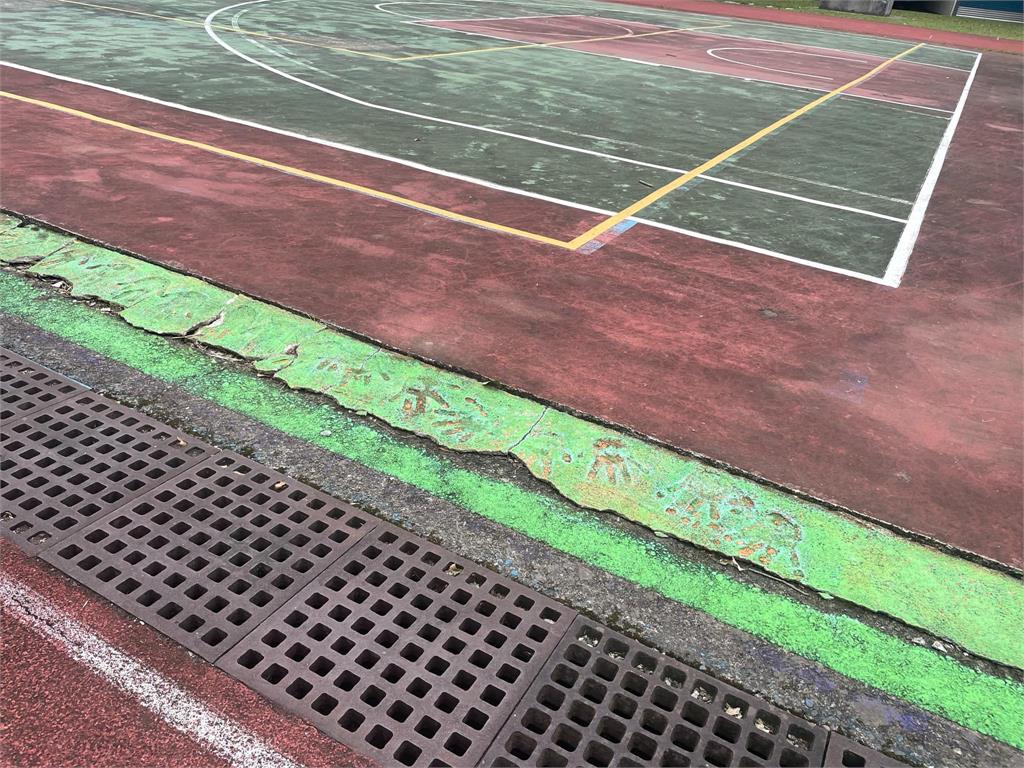 快新聞／苗栗蓬萊國小跑道磨損　沈發惠邀學者會勘、爭經費改善