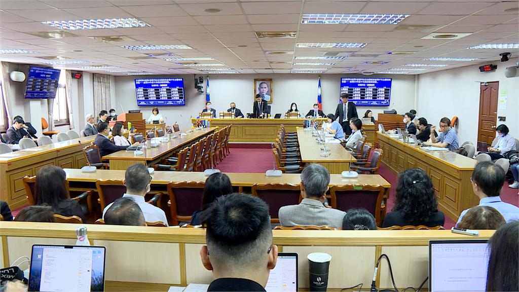 潘孟安、吳釗燮請假 朝野口水戰解凍又卡關