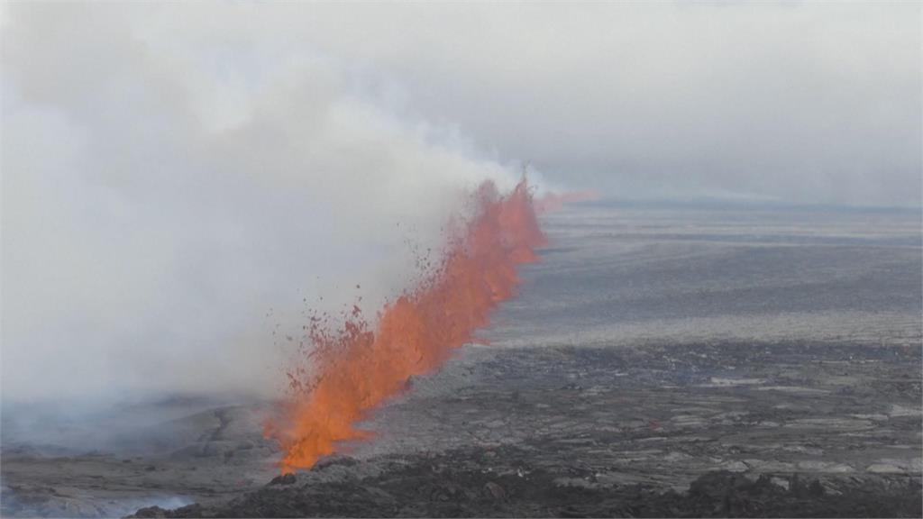 冰島西南部火山壯麗噴發