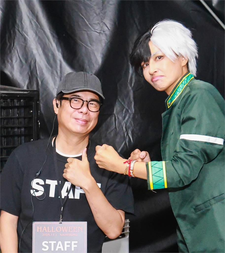 萬聖節最強影片！ 邱議瑩Cos動漫男角 陳其邁驚喊「阿娘喂」衝爆40萬觀看