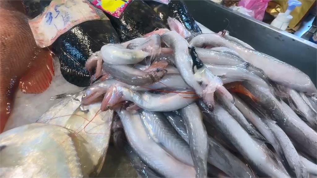 屏東東港隱藏特產「那個魚」　裹粉酥炸在地海產店日常美食