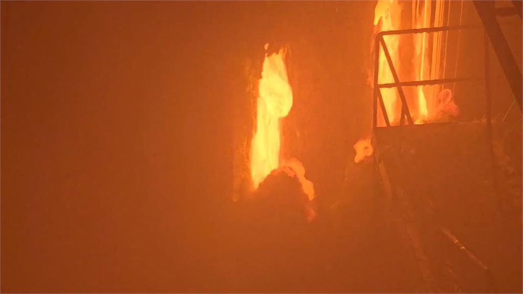 窯爐故障！　台玻台中廠上千噸玻璃膏如岩漿般外洩　高溫達1400度