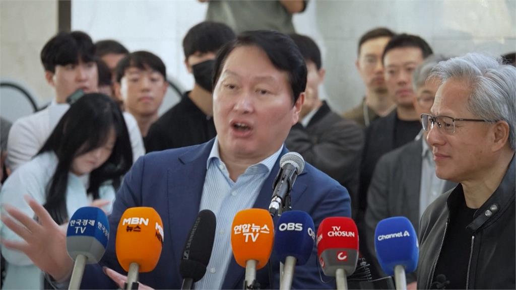 亞股一片綠油油！ 黃仁勳喊話「AI類股逢低買進」救韓股