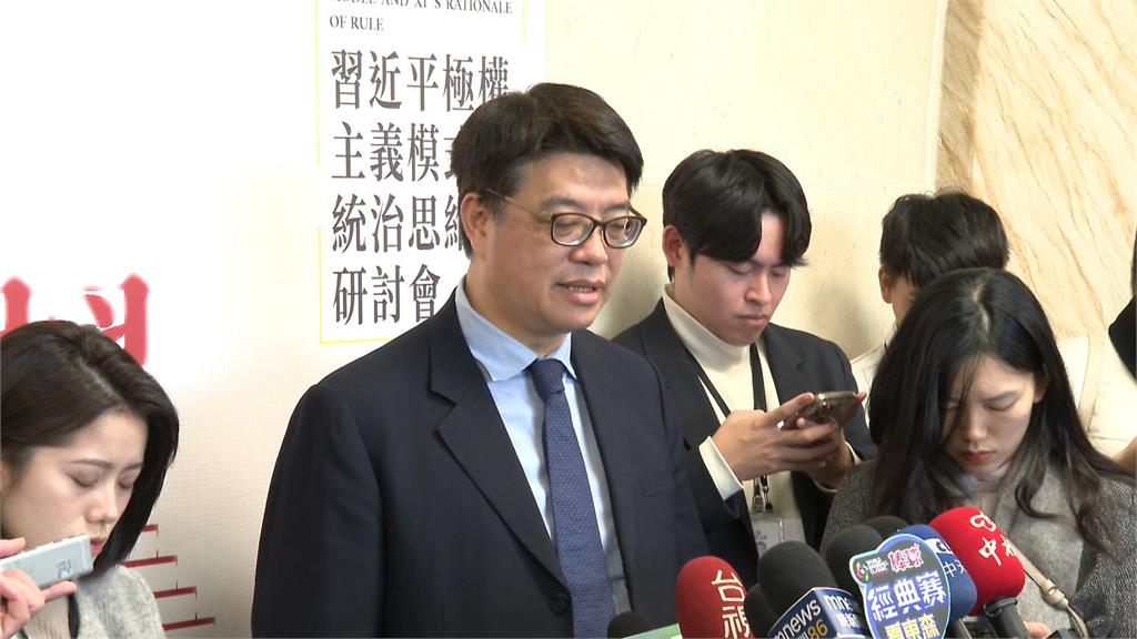 傅崐萁香港行花蓮團員被扣留 綠委批「切割鄉親」拍屁股走人
