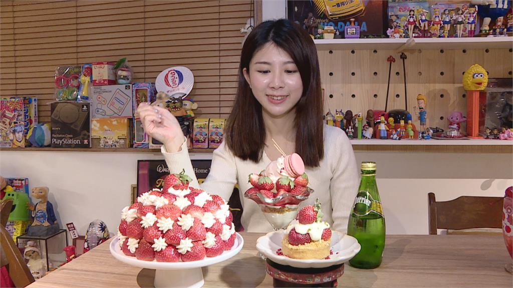 草莓耶誕樹蛋糕、草莓巴菲杯　耶誕限定甜點超吸睛