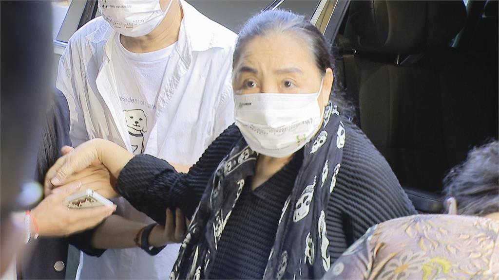陳盈潔「失智中風」入獄狂吐!白冰冰心痛首發聲:為何老了變這樣