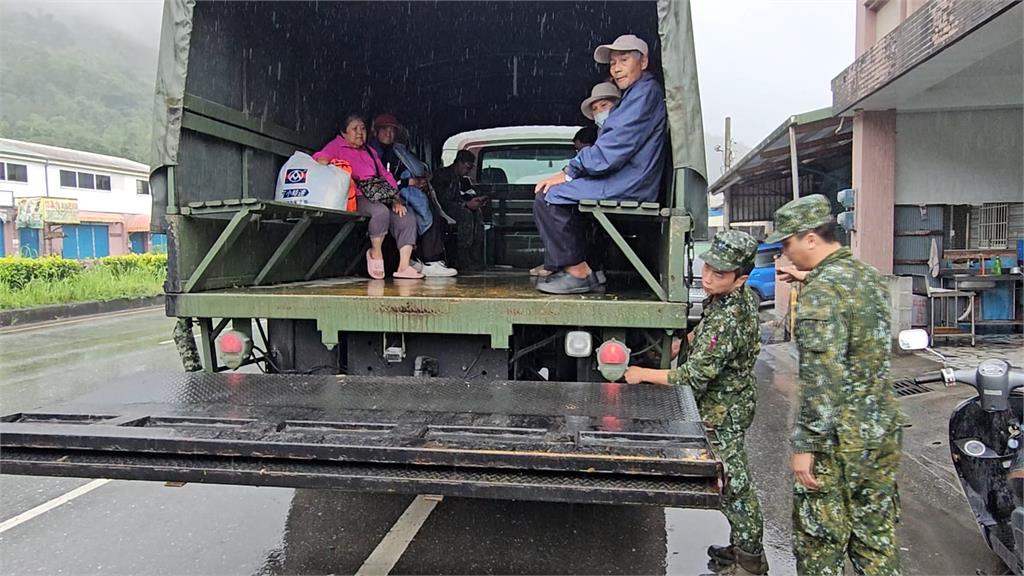 鳳凰颱風花蓮「三鄉鎮」撤離近５千人　光復鄉民：還是很害怕