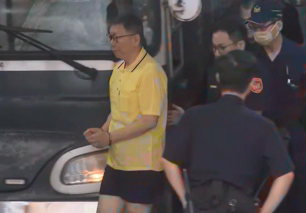 柯文哲請假再延長!四叉貓建議「請到這1天」笑酸:不用做事的黨主席