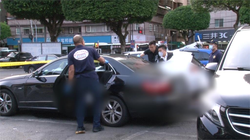 土城停車場車內驚見男屍 疑遭女友丟包警循線逮人