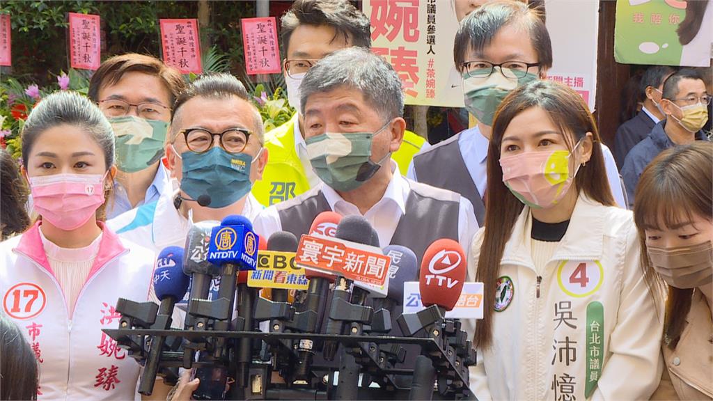 尬場?陳時中城隍廟參香! 與蔣萬安一前一後抵達