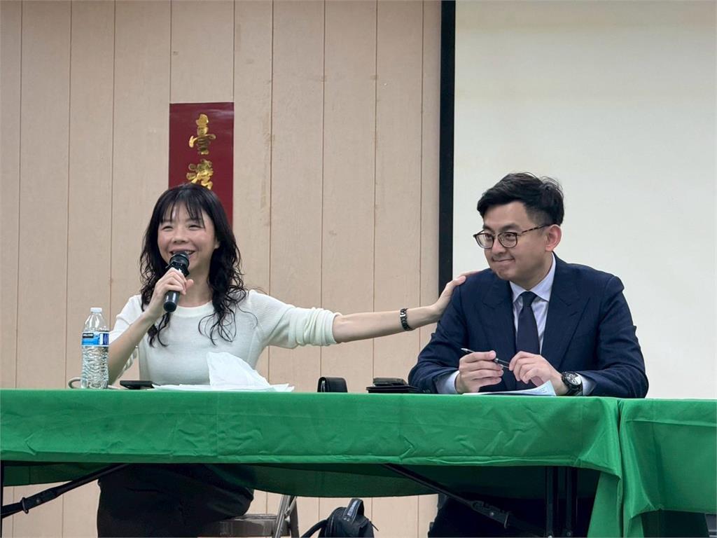 卓冠廷除夕突爆「跟洪慈庸1婚前約定」！親揭「洪家爸媽近況」網淚：好偉大