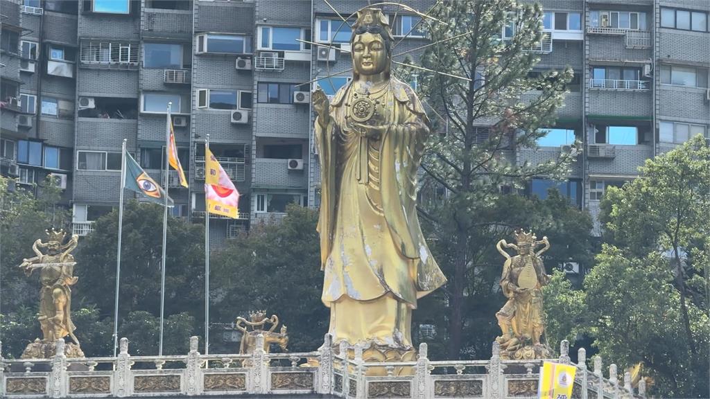 「宇宙彌勒皇教」教主「下黑咒」攻擊藍綠政要　內政部啟動調查