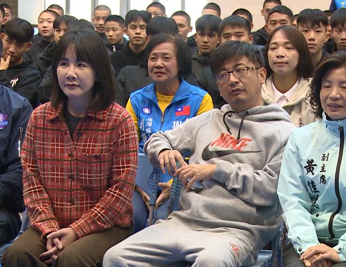 藍中彰提名陷「姊弟僵局」　何欣純陳素月穩健拚選戰