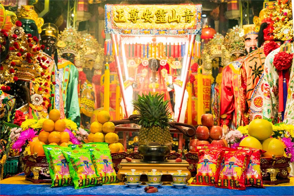 青山王祭悠遊卡成國際級收藏品 北中南神尊齊聚艋舺掀起祈福熱潮