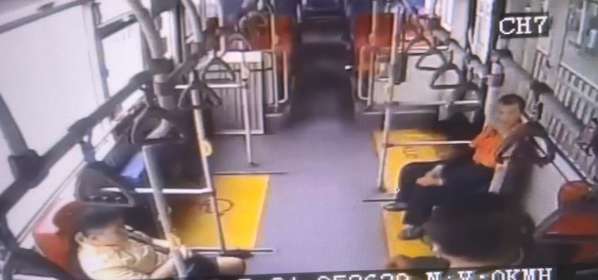 桃園客運爆口角衝突 女乘客提醒「到不了目的地」反遭辱罵恐嚇